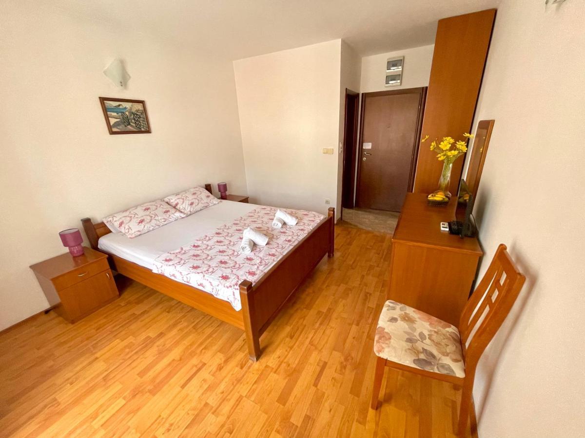 Villa Ns Velji Vinogradi Budva Exteriör bild