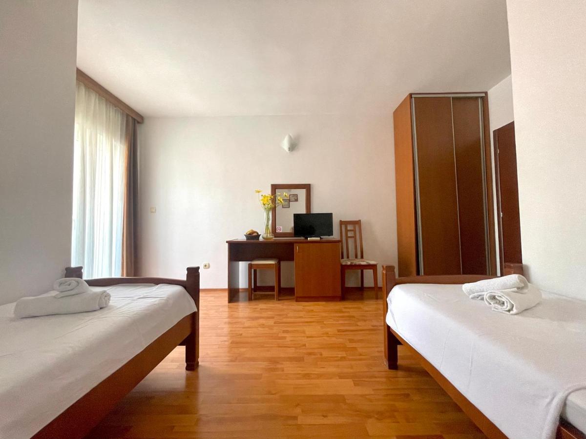 Villa Ns Velji Vinogradi Budva Exteriör bild